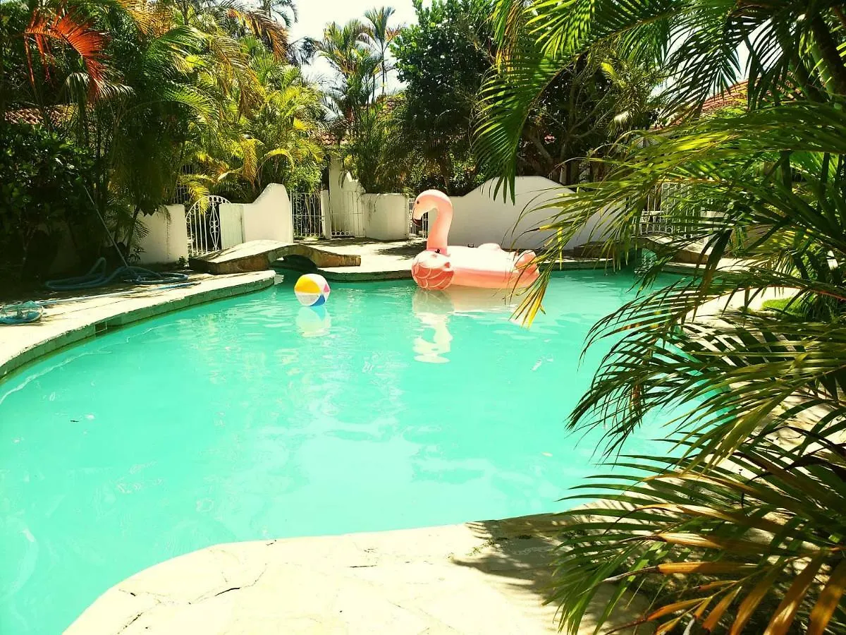 Sunrise Villa 카바레테 아파트
